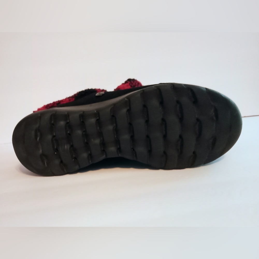 Skechers Black and Red Women's Mules - Picture 7 of 8